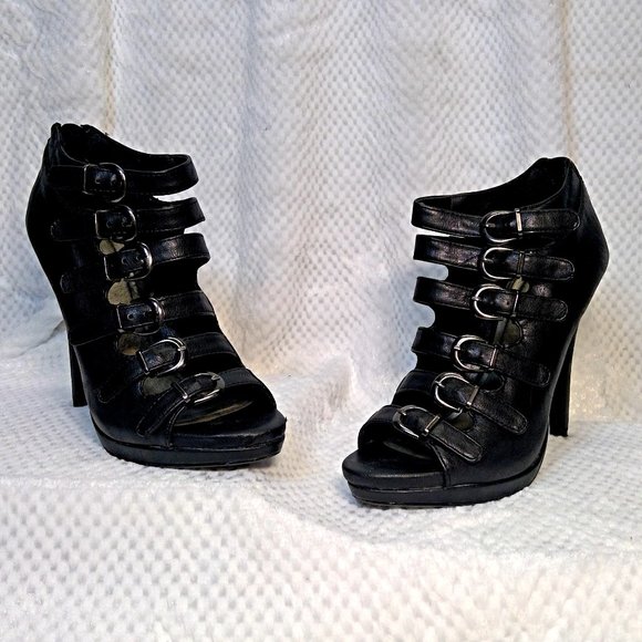 Delicioso Heels - Picture 2 of 9